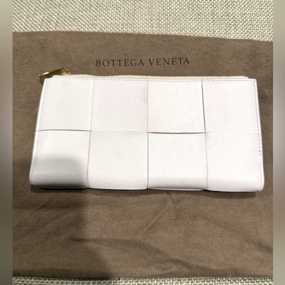 Bottega Veneta Large Cassette Bi-fold Lavender/Oyster Wallet